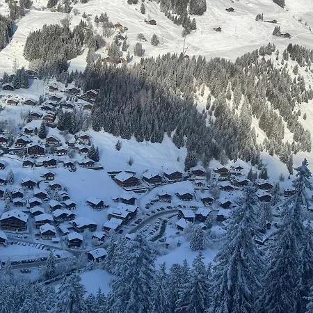 Appartement Cosy, Ski-in & Out, Parking, Vue, Central, Wifi