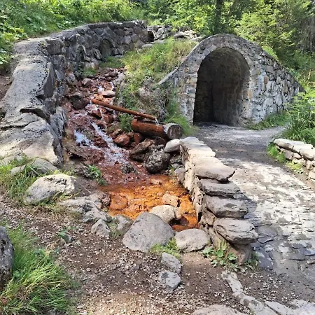 Cosy, Ski-in & Out, Parking, Vue, Central, Wifi