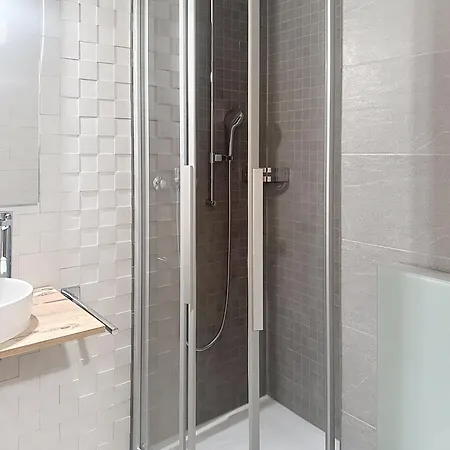 Cosy, Ski-in & Out, Parking, Vue, Central, Wifi