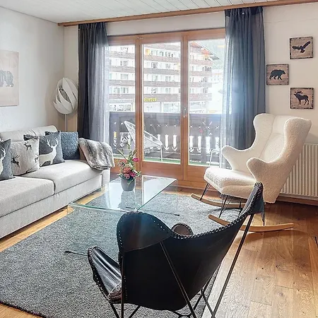 Cosy, Ski-in & Out, Parking, Vue, Central, Wifi *