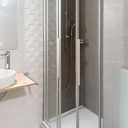 Daire Cosy, Ski-in & Out, Parking, Vue, Central, Wifi Morgins