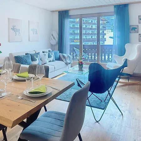 Cosy, Ski-in & Out, Parking, Vue, Central, Wifi 公寓 *