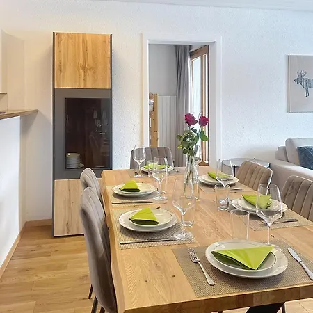 Cosy, Ski-in & Out, Parking, Vue, Central, Wifi Lejlighed
